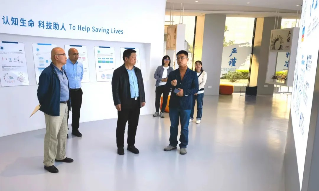 部領(lǐng)導(dǎo)走訪調(diào)研市知聯(lián)會(huì)會(huì)員企業(yè) 關(guān)注教育科技軟件產(chǎn)品研發(fā)創(chuàng)新